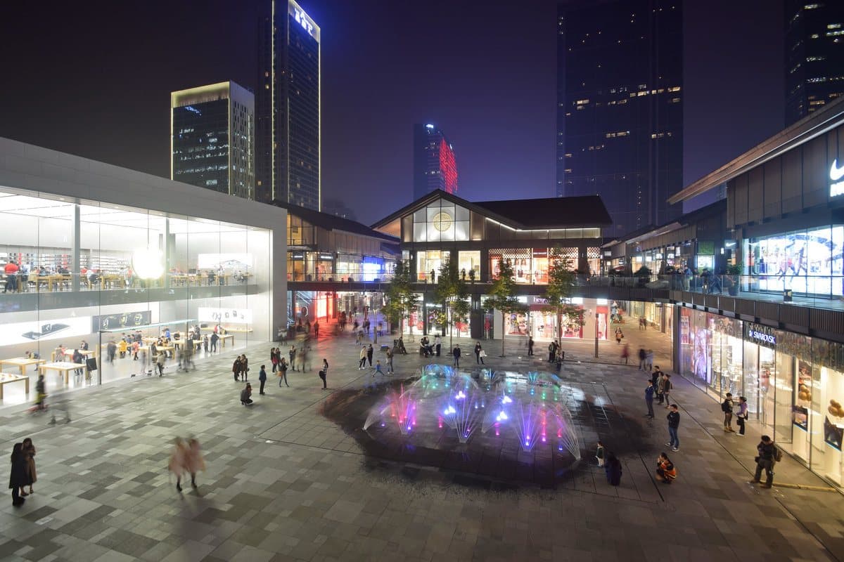 Modern shopping streets around Chunxi Road and Taikoo Li Chengdu — view 1