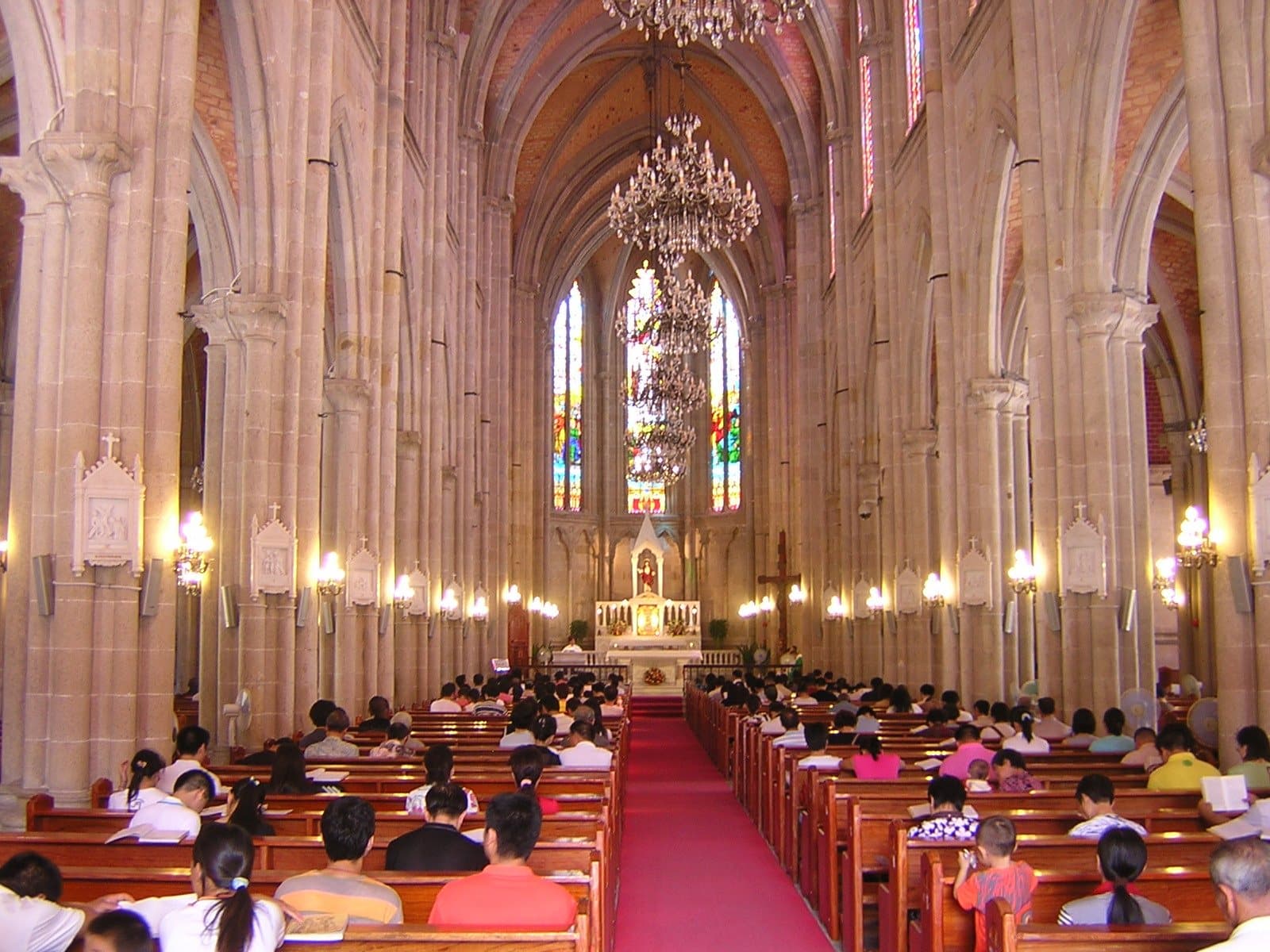 Stone Gothic facade of Sacred Heart Cathedral in Guangzhou — view 2