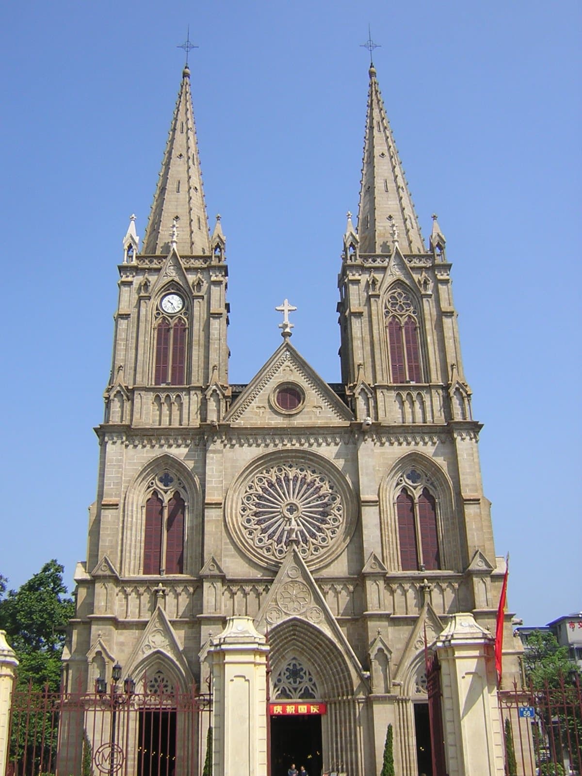 Stone Gothic facade of Sacred Heart Cathedral in Guangzhou — view 3