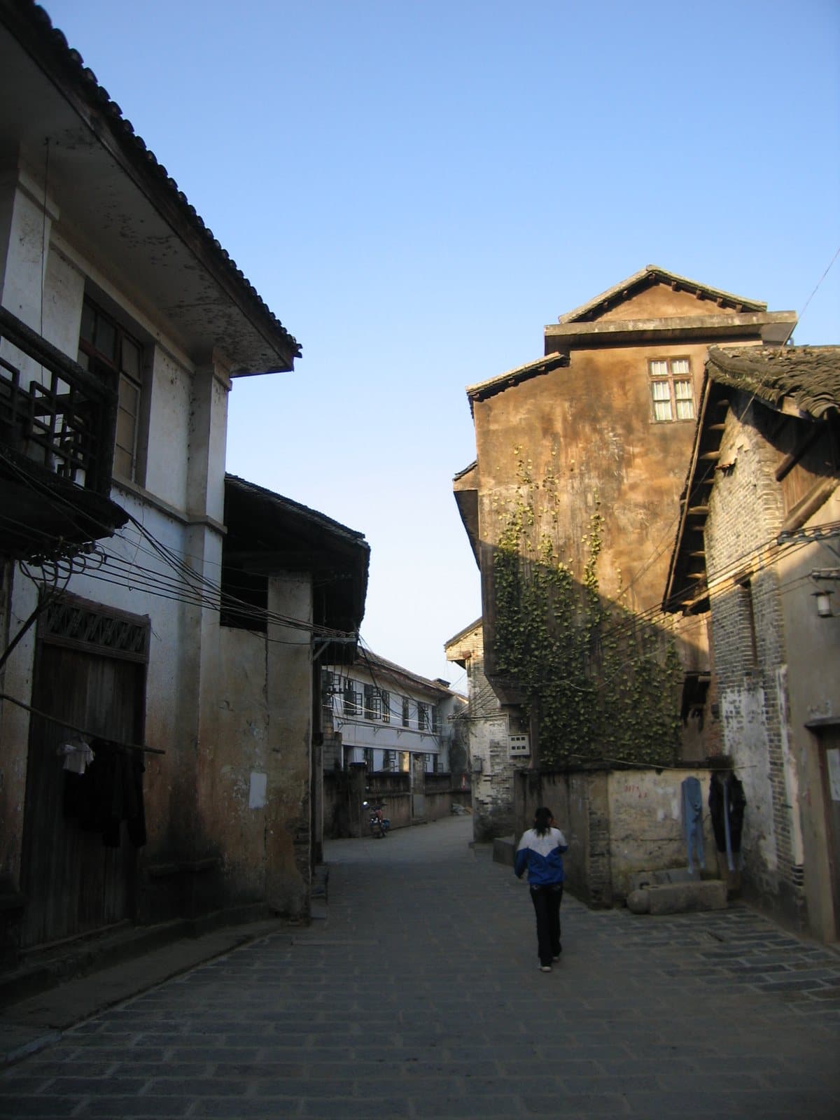 Historic streets and Li River scenery around Xingping — view 2