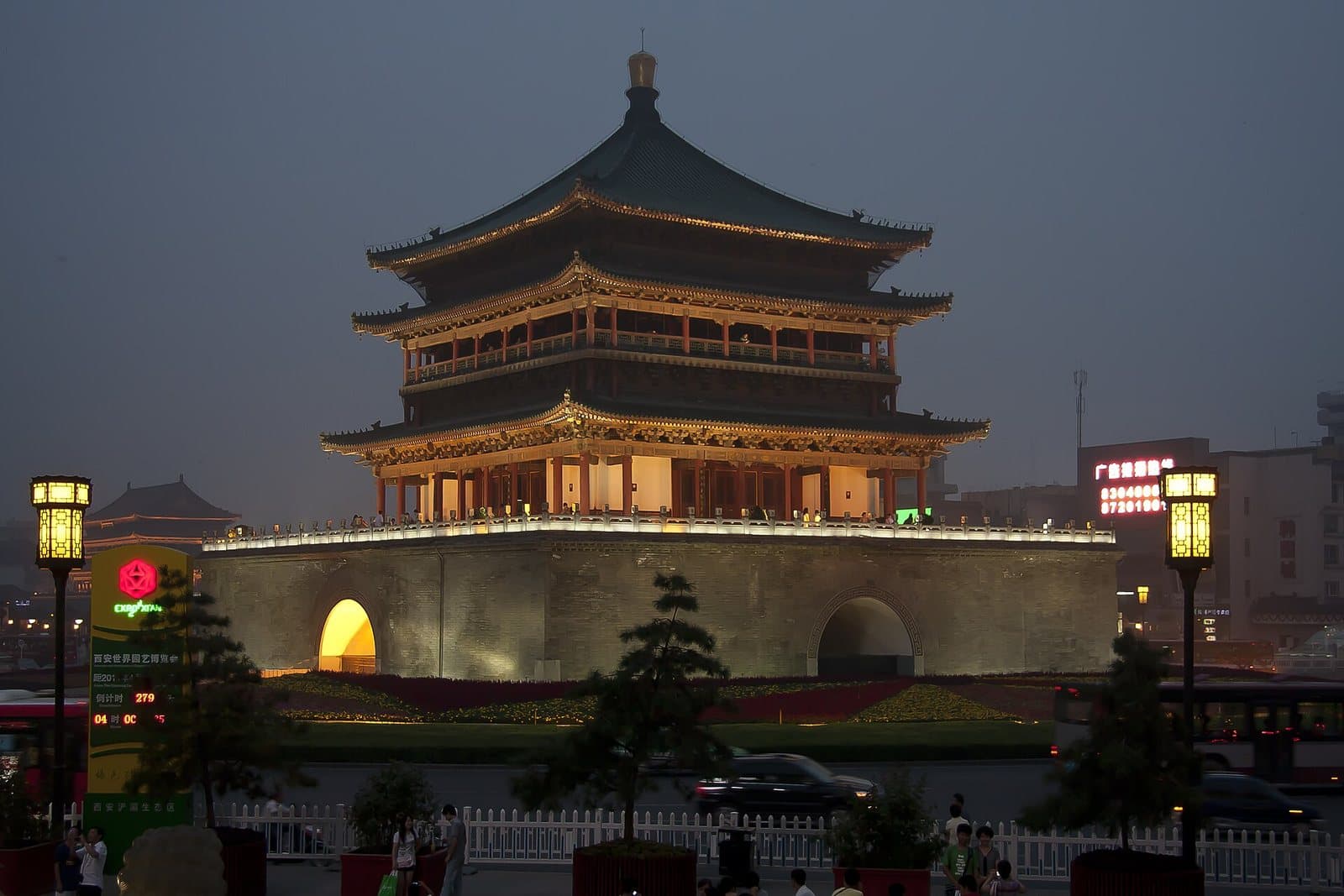 Xi'an Bell Tower at the center of the historic city — view 2
