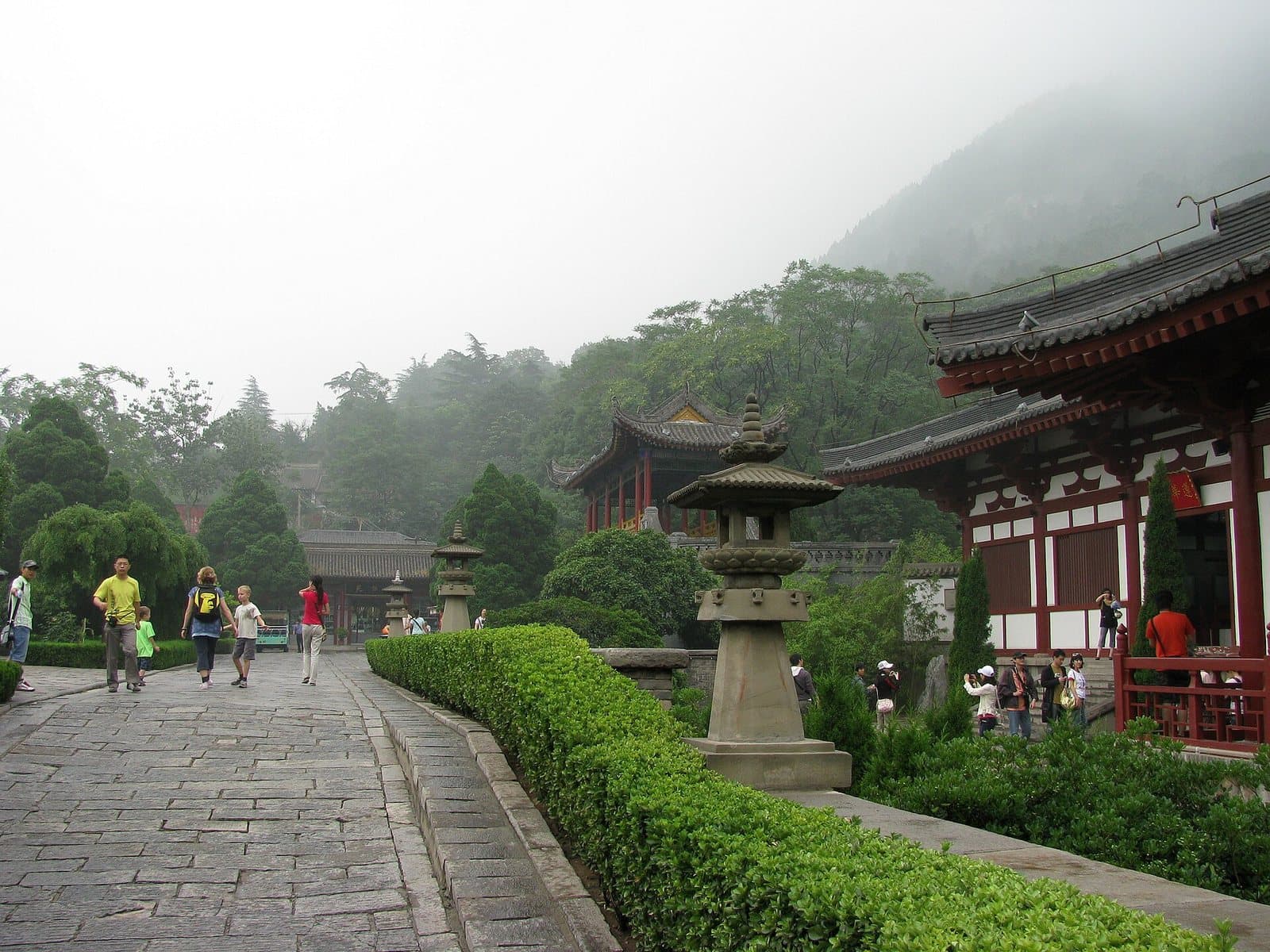 Palace gardens and historic buildings at Huaqing Palace — view 2