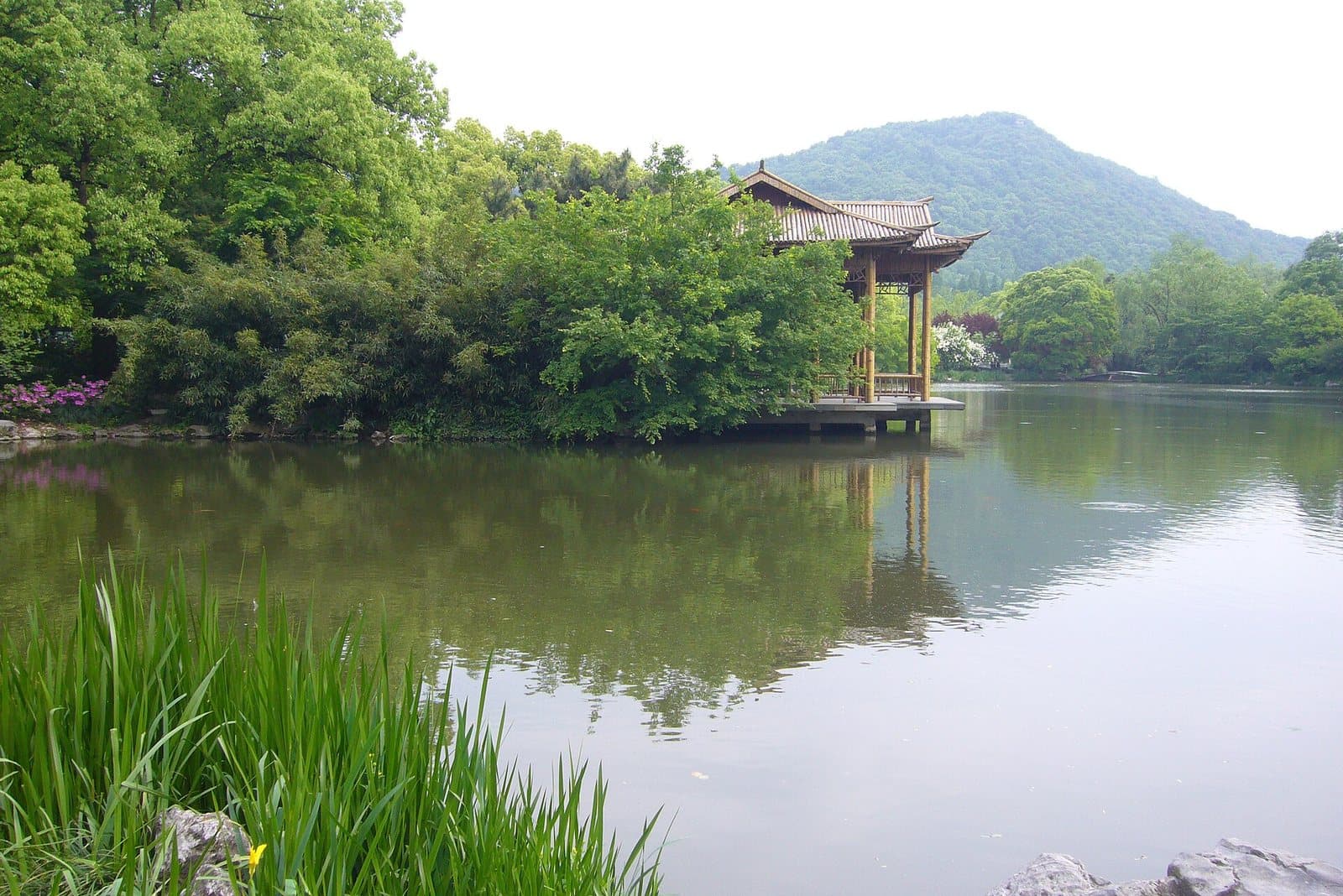 Waterways and wetland scenery at Xixi in Hangzhou — view 1