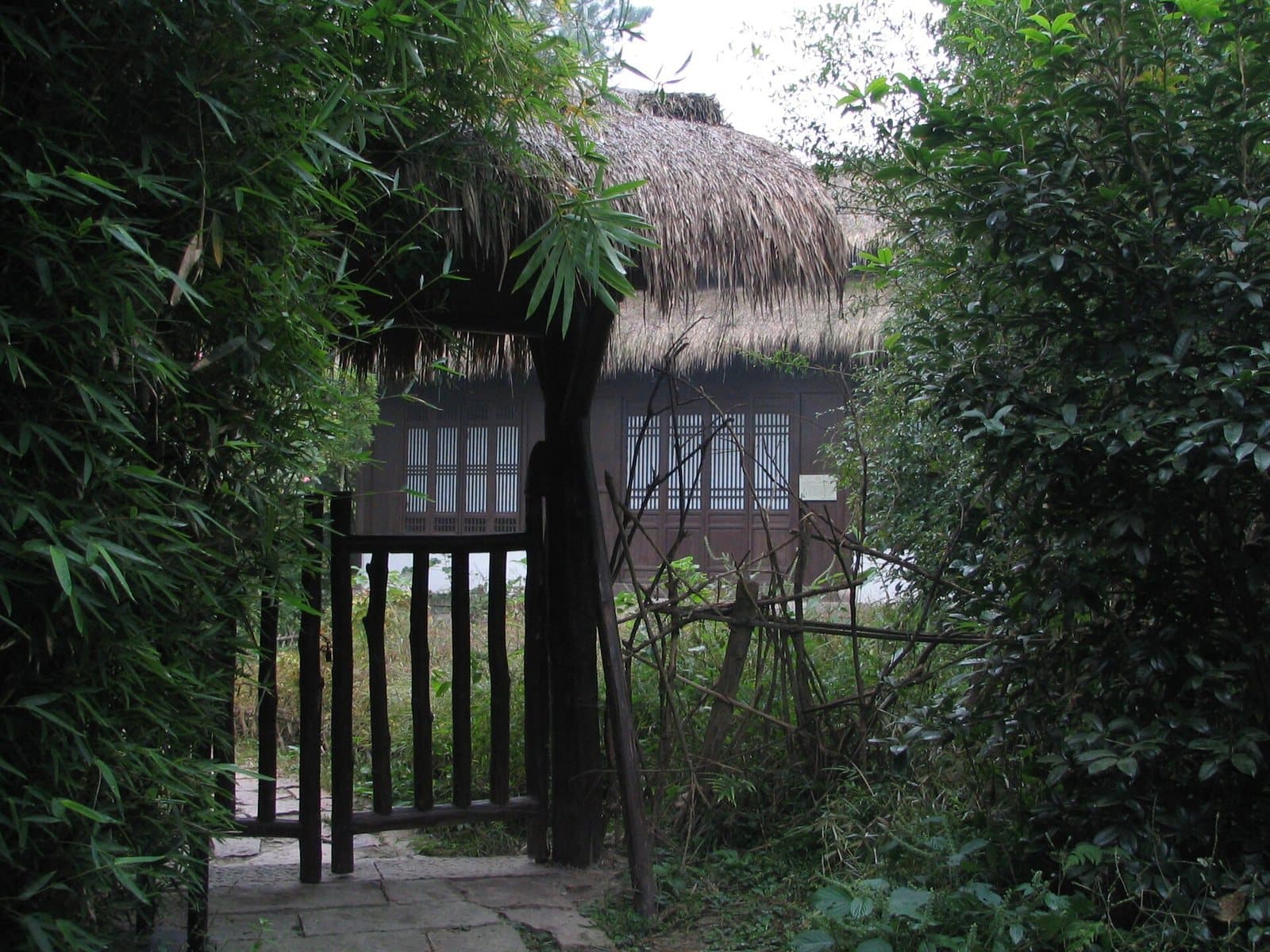 Waterways and wetland scenery at Xixi in Hangzhou — view 2