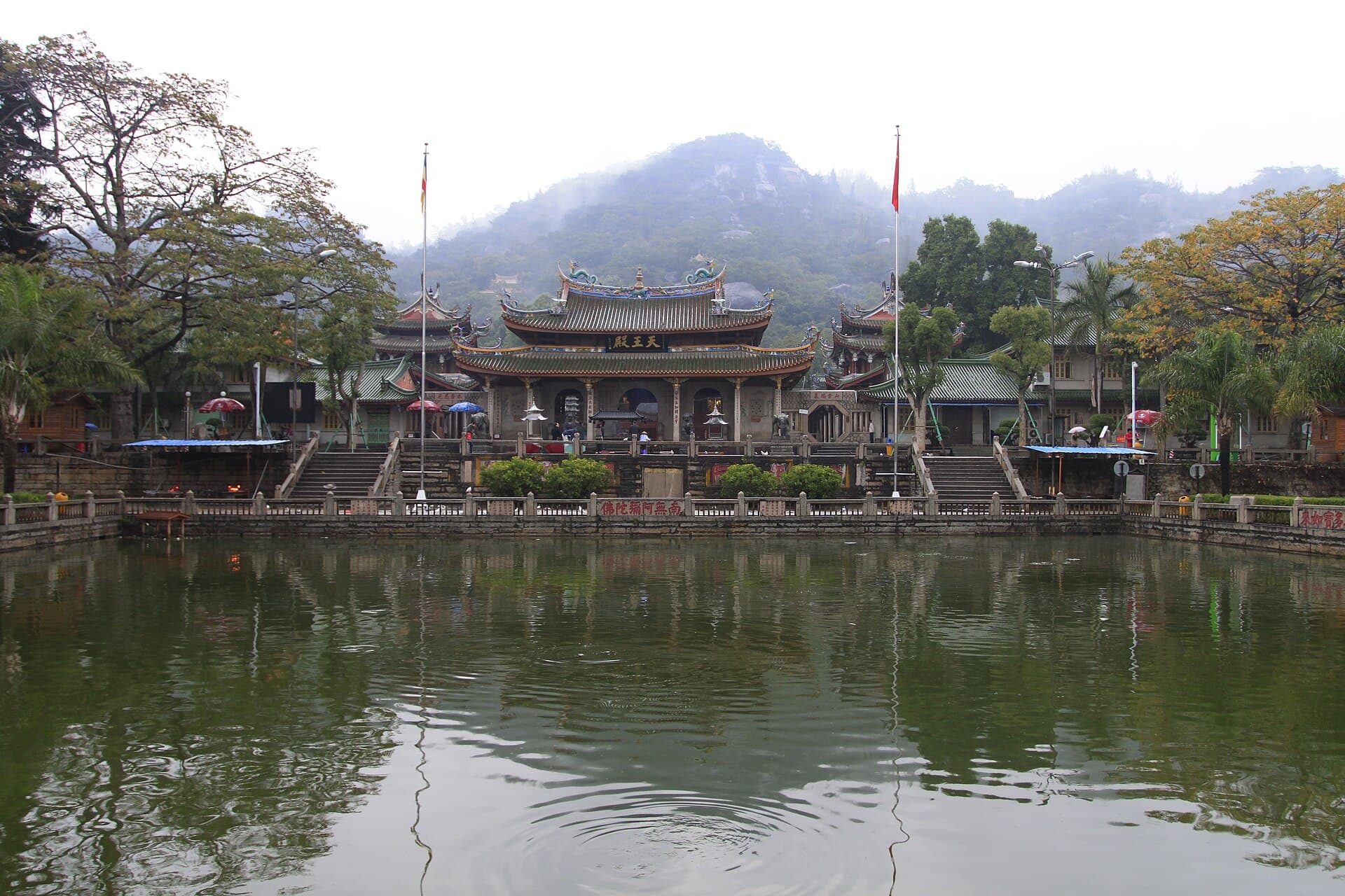 Nanputuo Temple — view 1