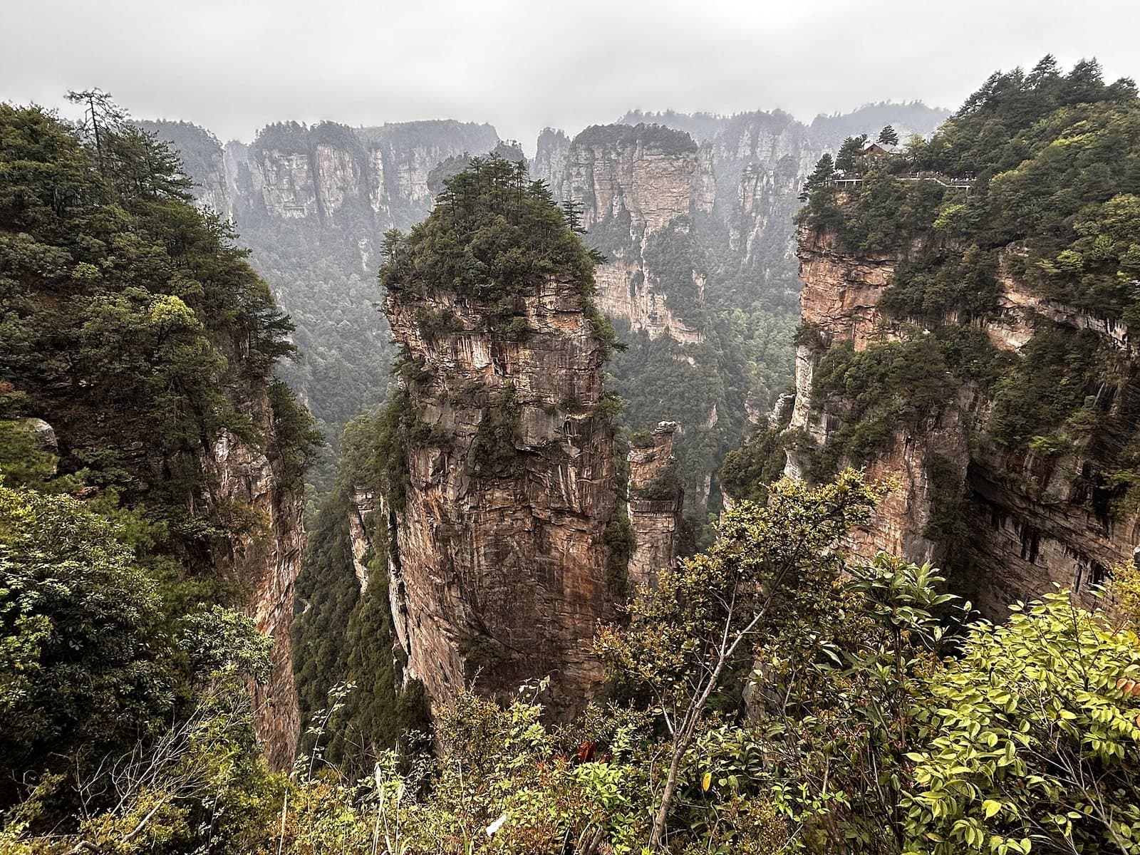 Sandstone pillars in Zhangjiajie National Forest Park — view 2